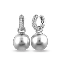 Load image into Gallery viewer, Pearl Hoops